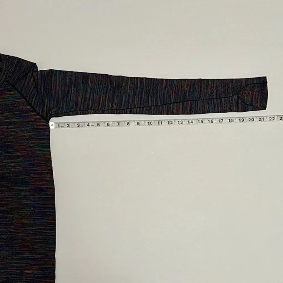 Lululemon Swiftly Tech Long Sleeve 2.0 Black/Rainbow Multi 4/Extra Small Run Top - Picture 13 of 15
